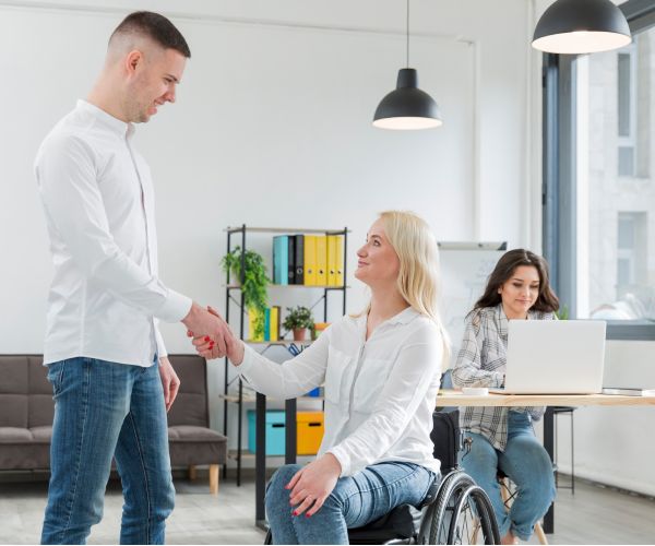 Professional NDIS providers helping individuals in Melbourne